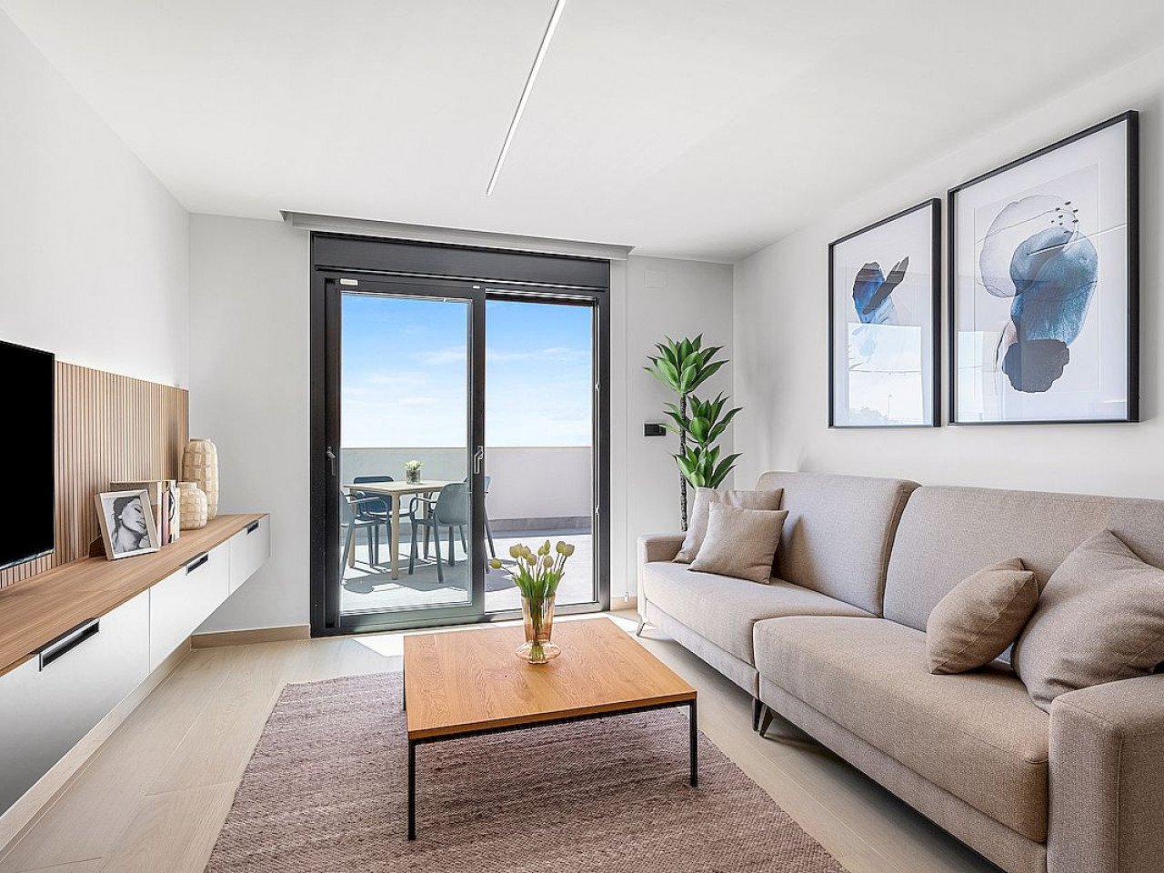 Neubau-Apartment in herrlicher Anlage mit Ferienwohnungen - möbliert!