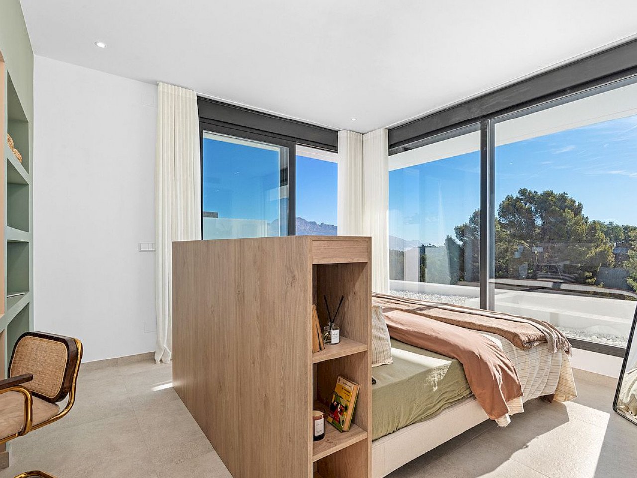 Venecia V are magnificent and exclusive villas in a unique and incredible location with stunning sea and mountain views.
The properties comprise t...