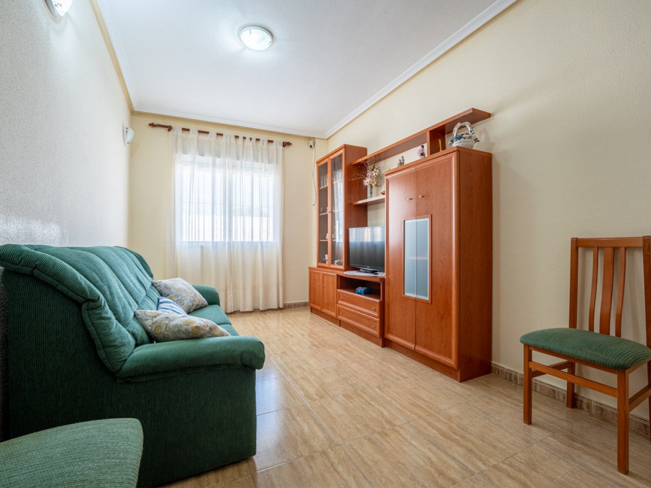 Ready to move in!
This cosy ground floor apartment, located in the charming village of Los Montesinos, has 2 bedrooms and 1 bathroom, ideal both as...
