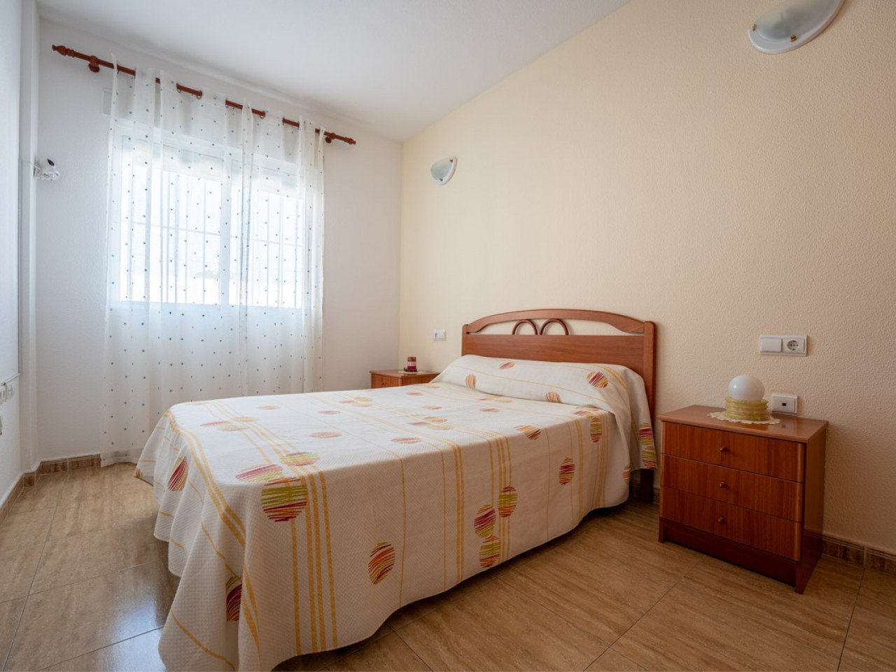 Ready to move in!
This cosy ground floor apartment, located in the charming village of Los Montesinos, has 2 bedrooms and 1 bathroom, ideal both as...