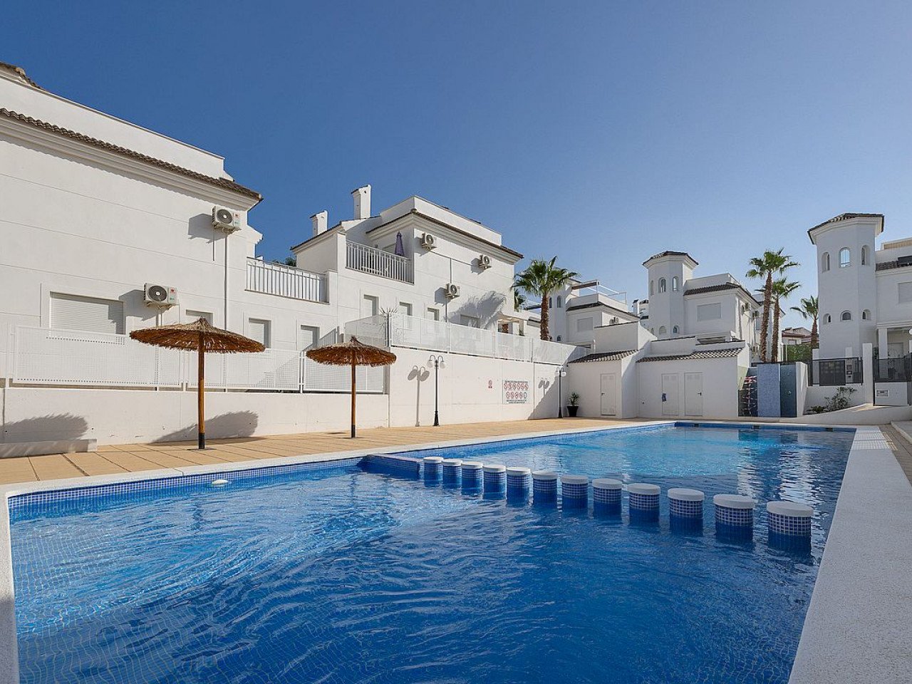 Bungavillas Sol is a residential complex of 9 houses in La Marina urbanization, in San Fulgencio, Alicante, in a comfortable and convenient area, k...