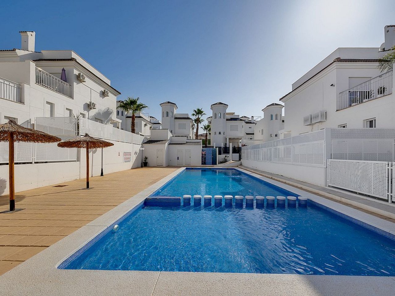 Bungavillas Sol is a residential complex of 9 houses in La Marina urbanization, in San Fulgencio, Alicante, in a comfortable and convenient area, k...