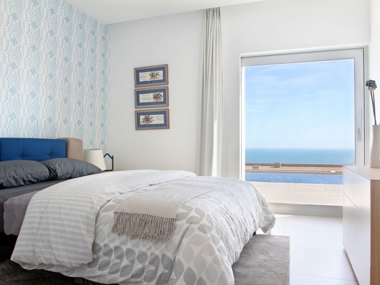 Three-bedroom luxury villa in Cumbre del Sol, Benitachell
The Lirios Design is a new development of modern-style detached villas in the northern Co...