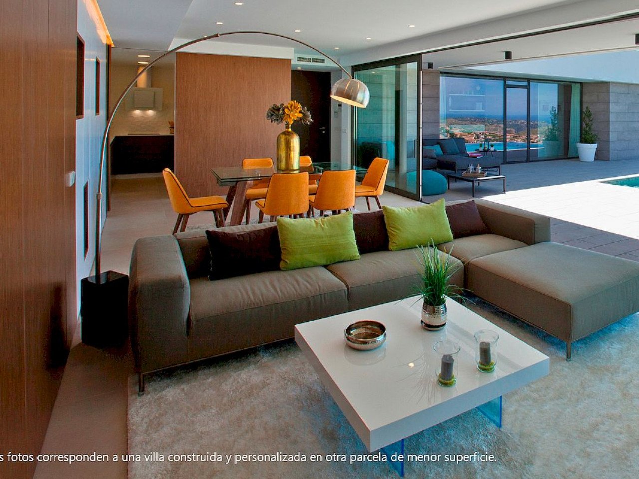 Three-bedroom villa with pool in Cumbre del Sol, Benitachell
The Magnolias Residential Estate in Cumbre del Sol is home to Villa Aqua, characterize...