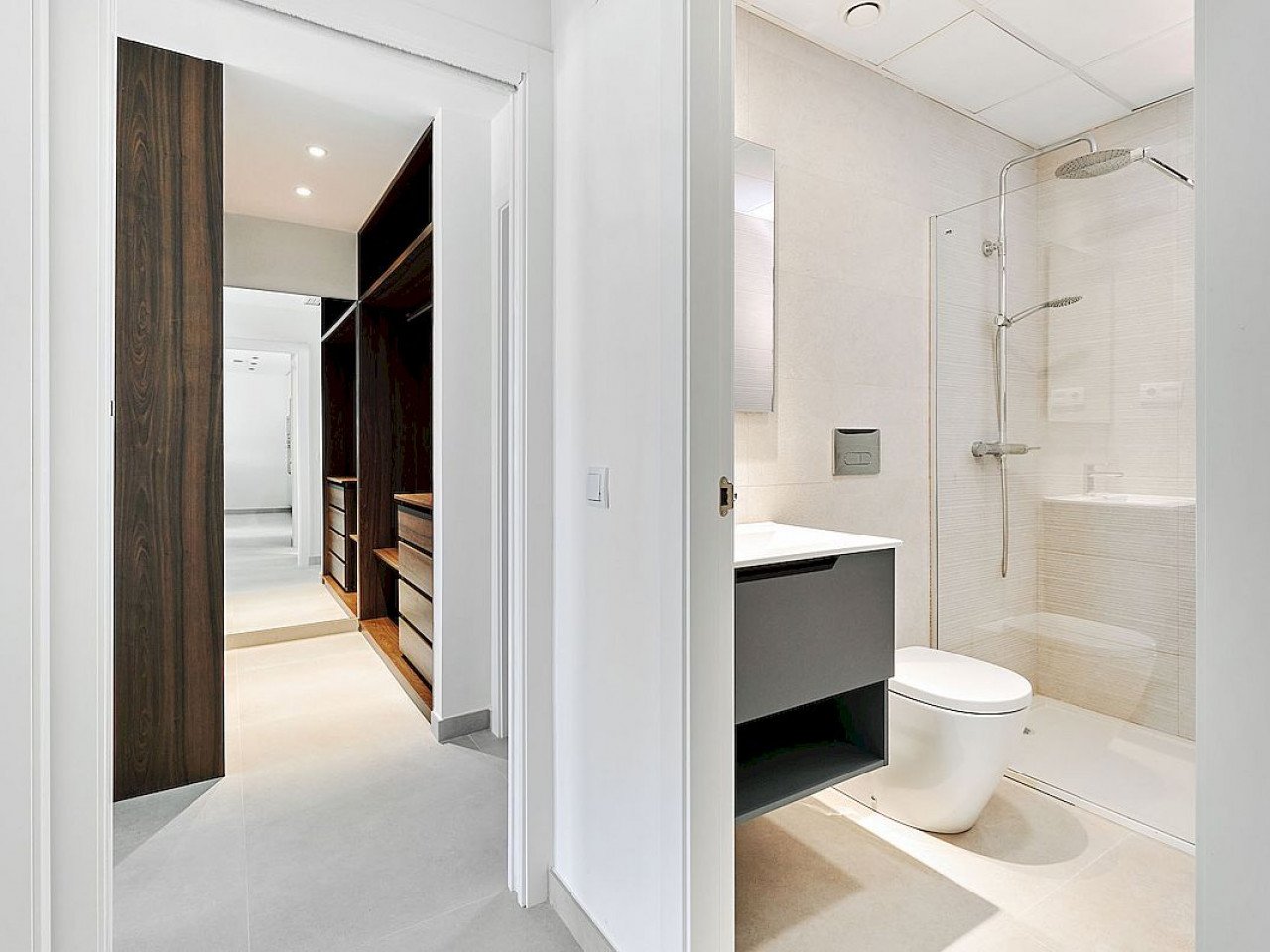 Two-bedroom maisonette in La Veleta in Torrevieja
The Villa Amalia Mediterranean Gardens is a development in the heart of the town of Torreveija, w...