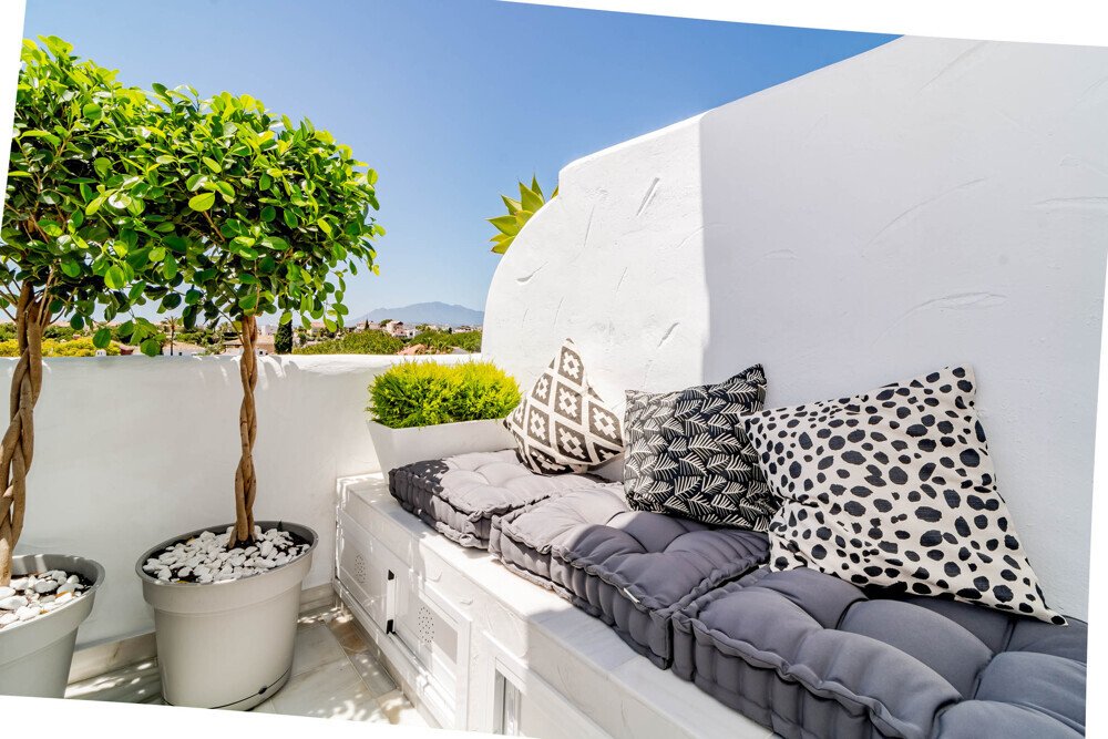 3-Bed Luxury Apartment in Nueva Andalucia, Marbella