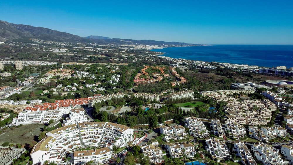 3-Bed Luxury Apartment in Nueva Andalucia, Marbella