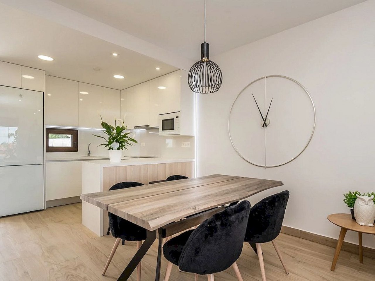 Two bedroom maisonette in Sierra Cortina, Benidorm
Mirador Hills Resort is a new development of luxury properties with magnificent views of the sea...