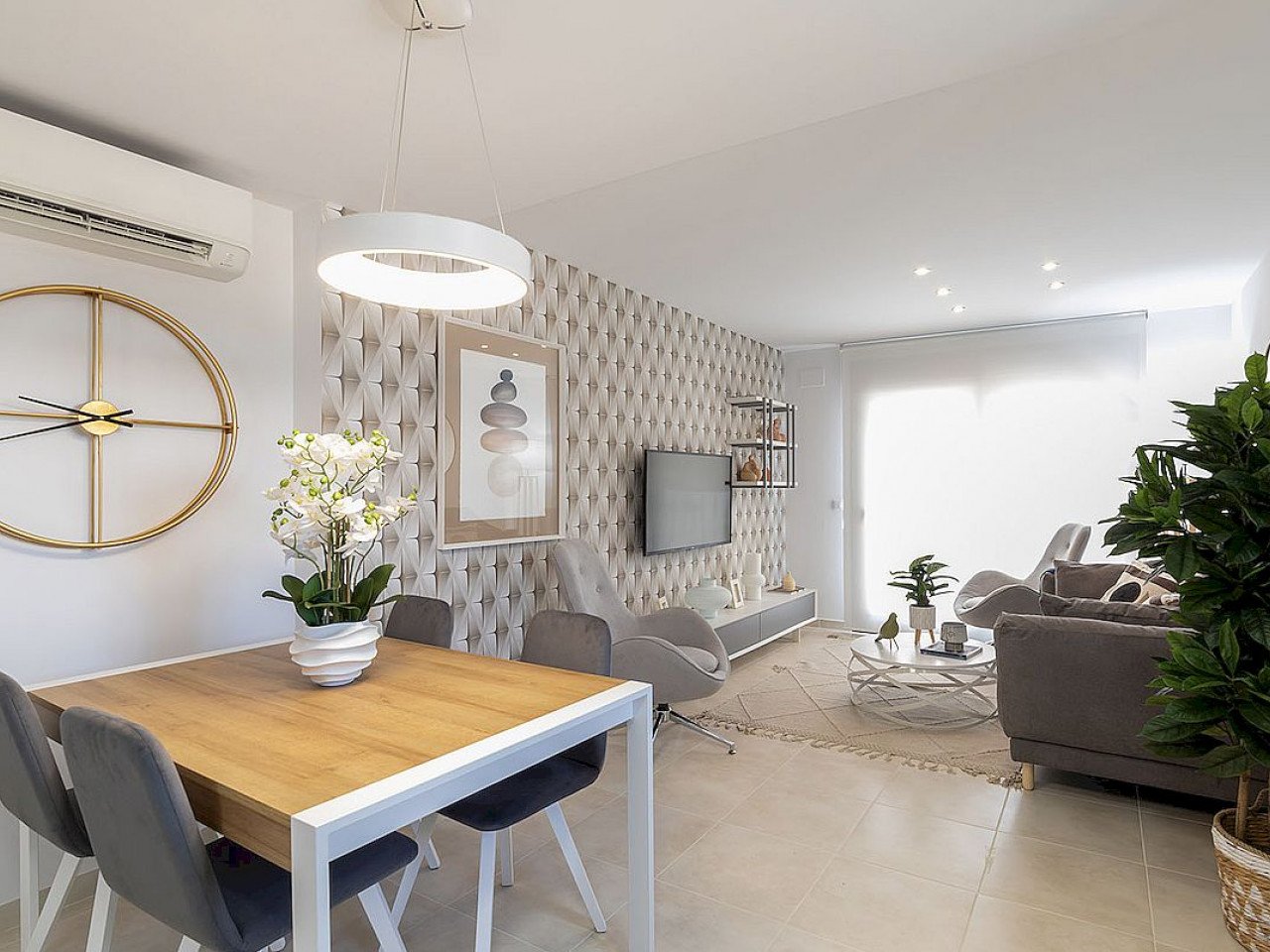 Fantastische Neubau-Doppelhaushälften auf großen Grundstücken