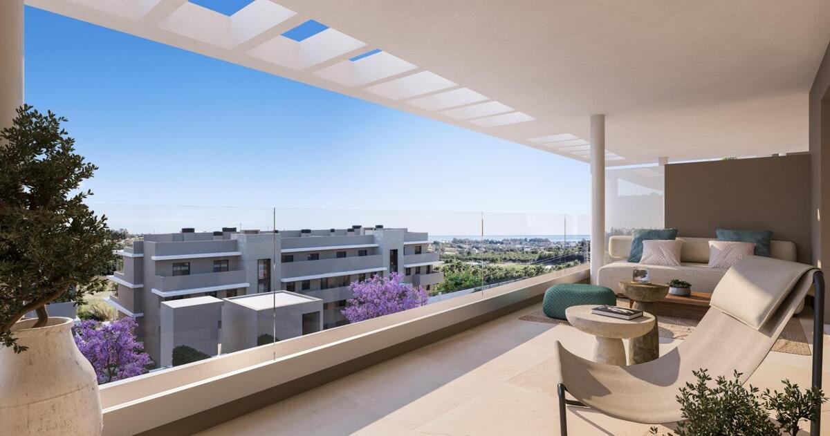 New build, 3 bedroom, 2 bathroom penthouse in Estepona