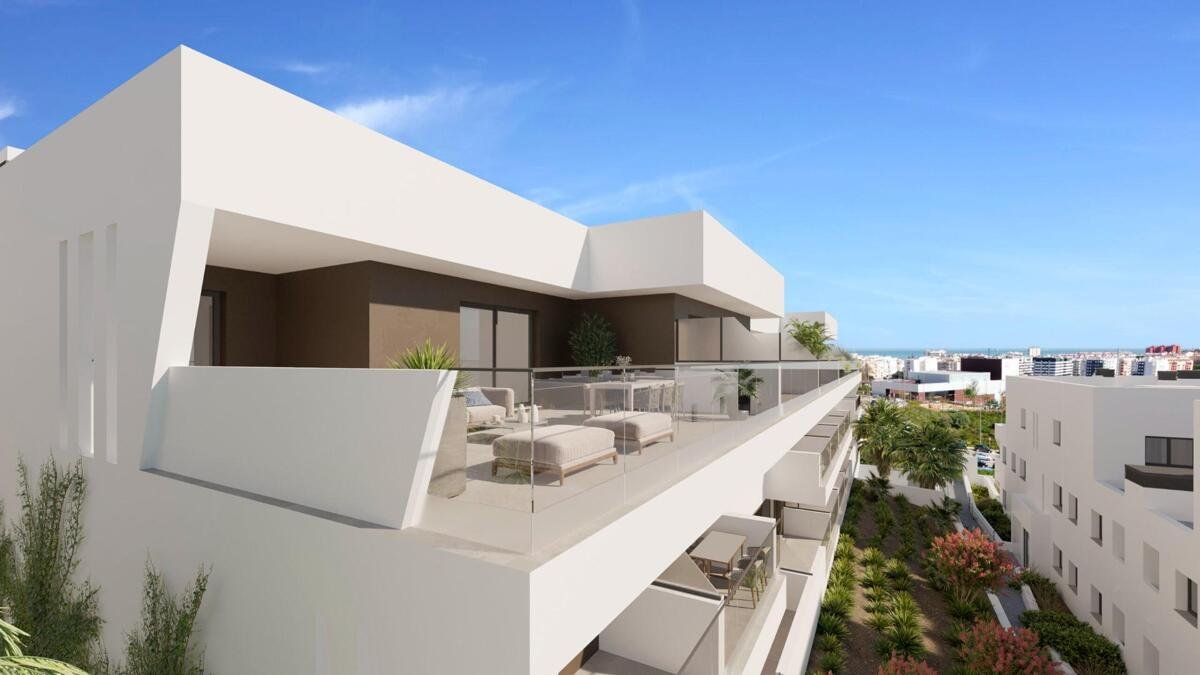 New build, 3 bedroom, 2 bathroom apartment in Estepona
