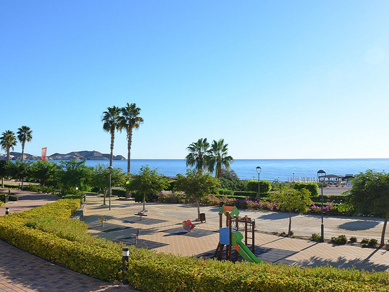 Herrliche Neubau-Wohnanlage in absoluter Meernähe - Costa Almeria