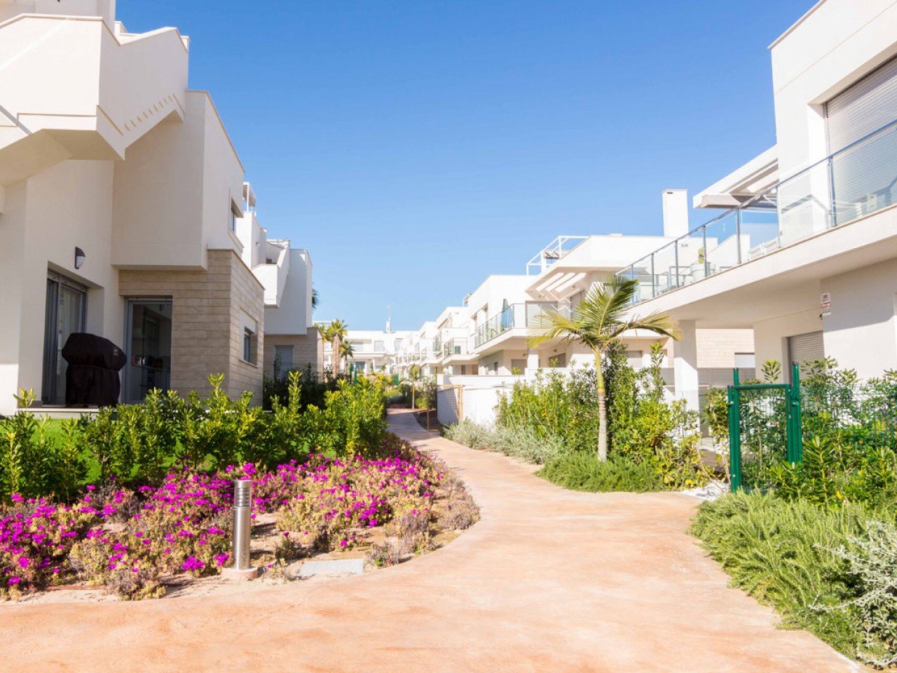 Schöne Wohnanlage mit Neubau-Apartments bei Vistabella Golf - 15 Min. Strand