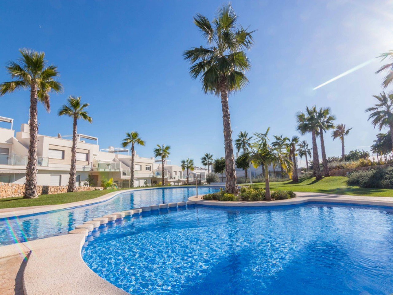 Schöne Wohnanlage mit Neubau-Apartments bei Vistabella Golf - 15 Min. Strand