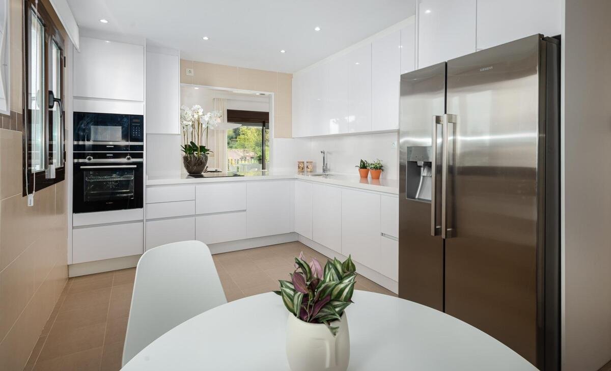New build, 3 bedroom, 2 bathroom Villa in Estepona