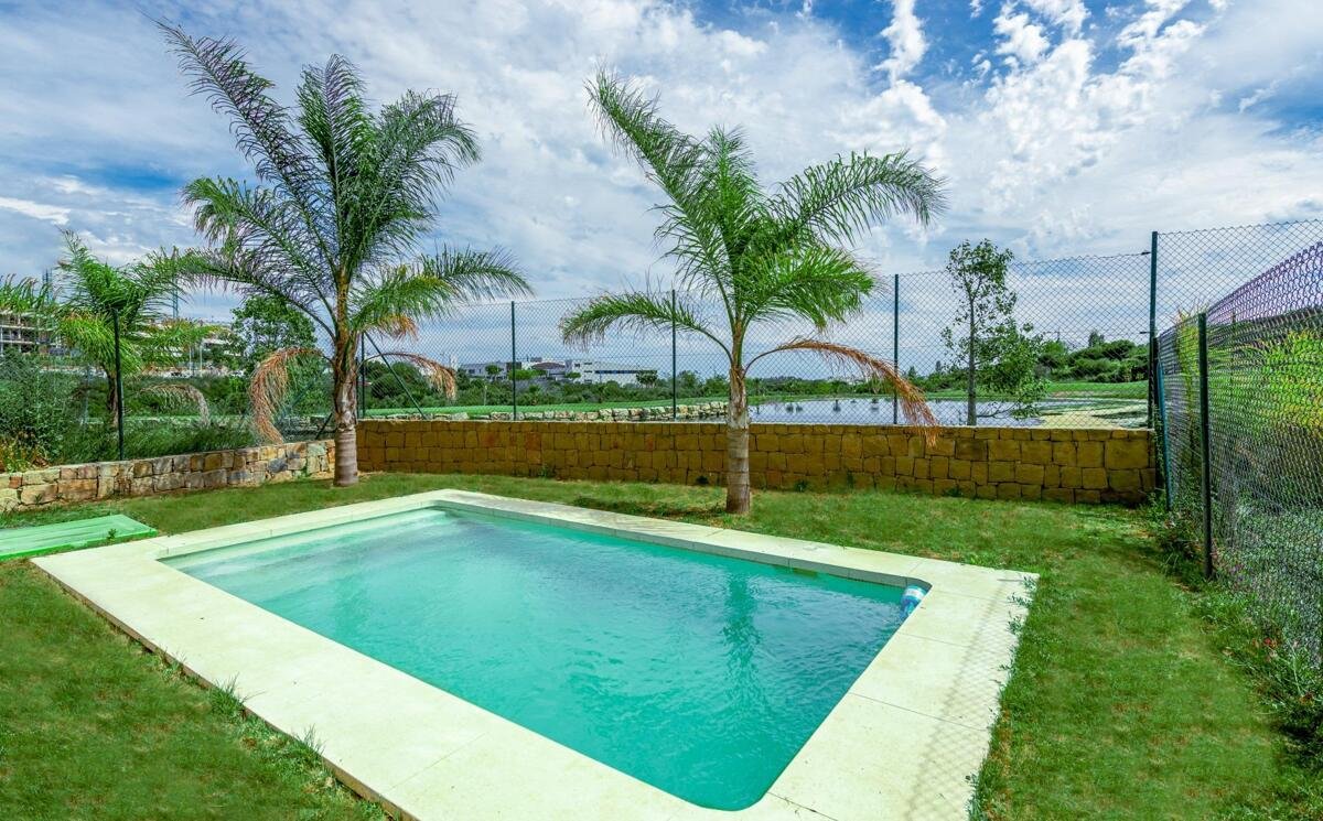 New build, 3 bedroom, 2 bathroom Villa in Estepona