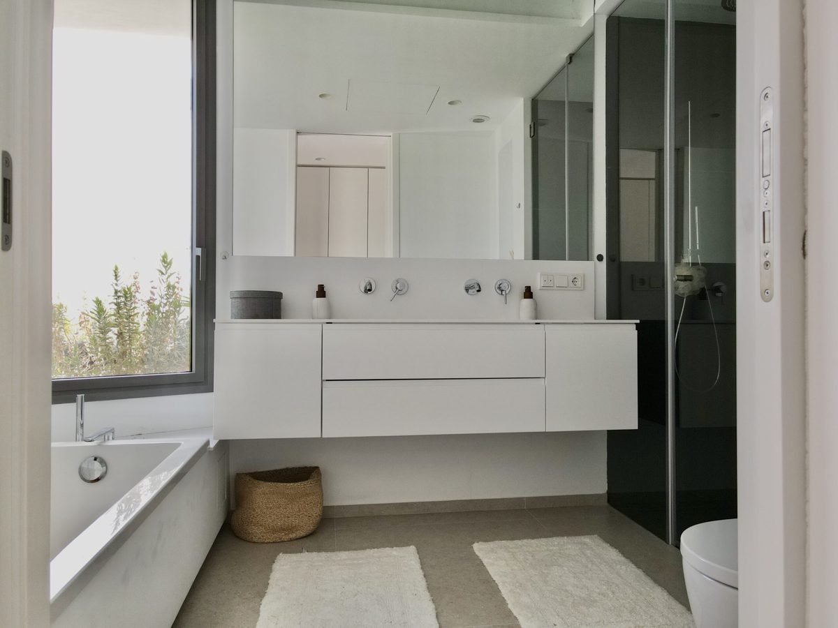 3-Bed High End Apartment Benahavis 