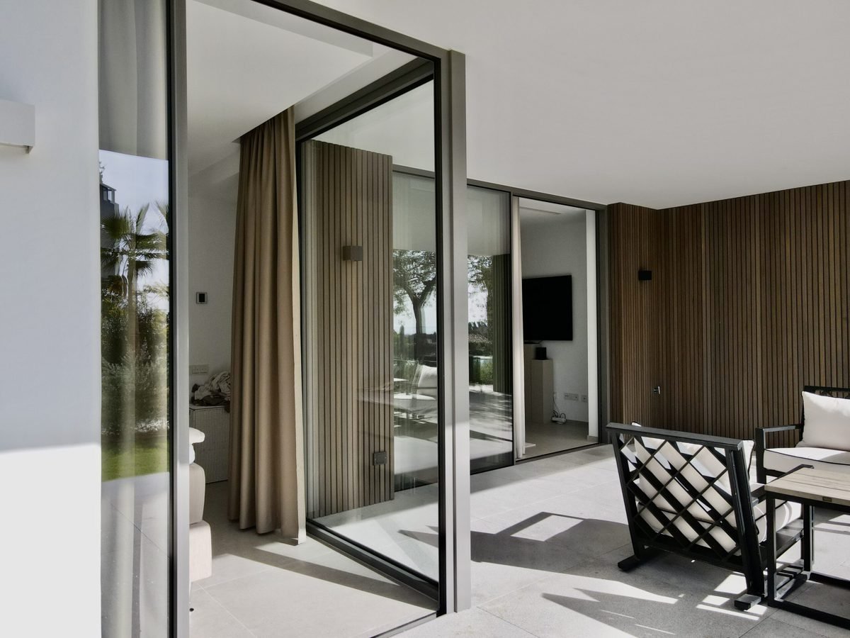 3-Bed High End Apartment Benahavis 