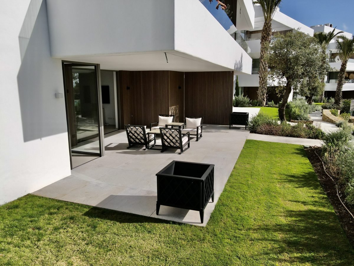 3-Bed High End Apartment Benahavis 