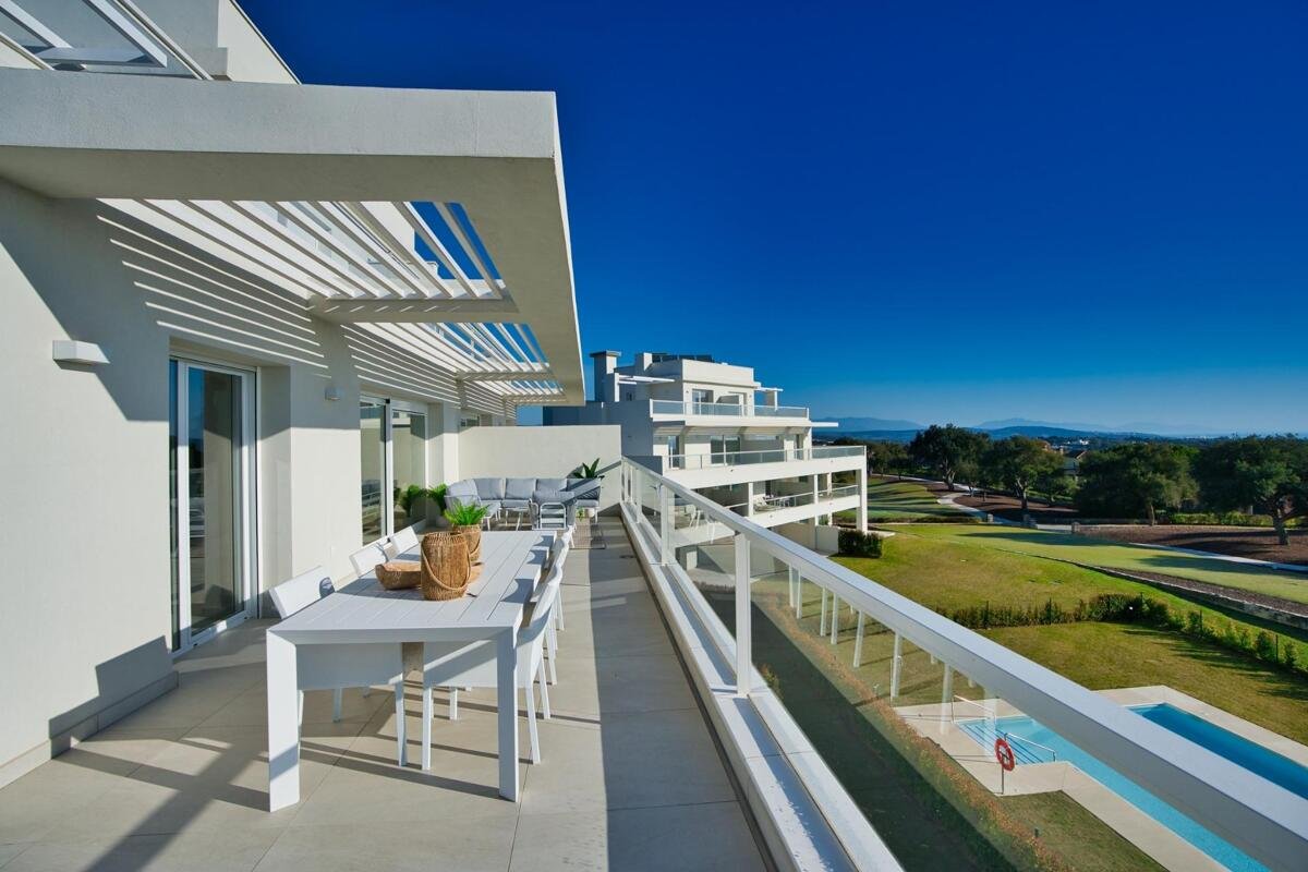 New build, 3 bedroom, 2 bathroom apartment in Sotogrande