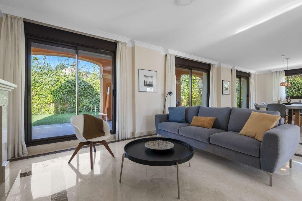 4-bedroom Semidetached Golf Villas in Estepona