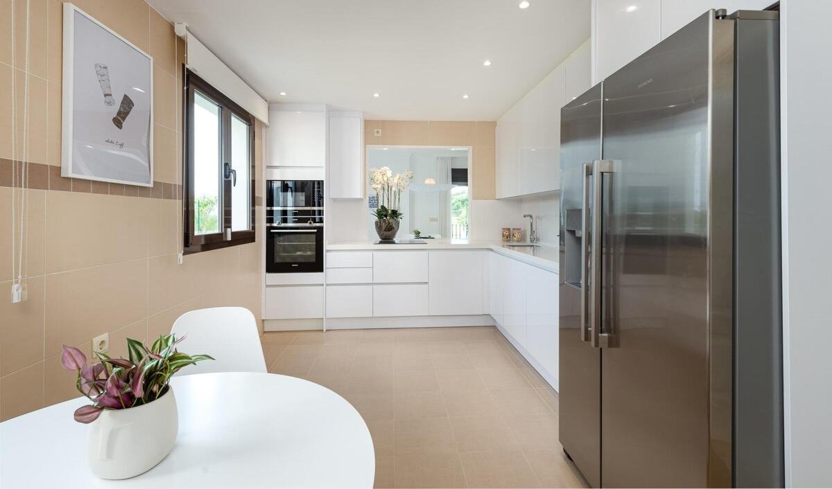 4-bedroom Semidetached Golf Villas in Estepona