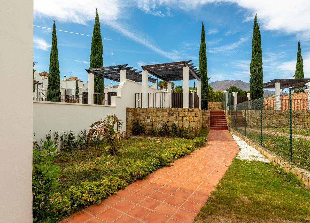 4-bedroom Semidetached Golf Villas in Estepona