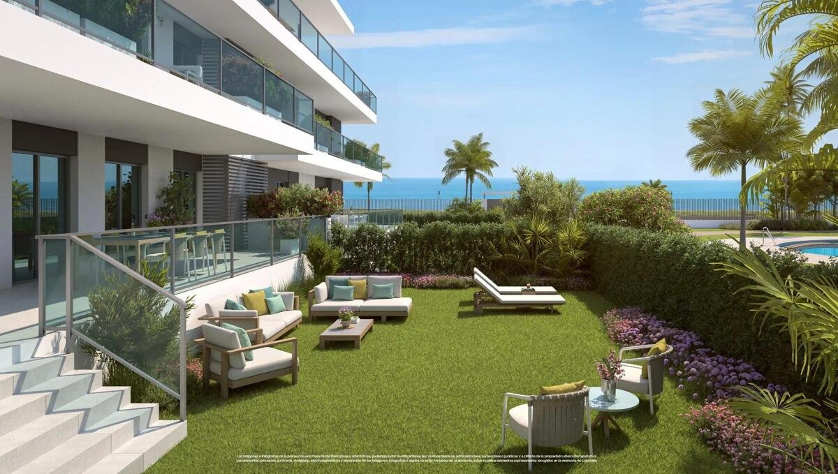 New build, 3 bedroom, 2 bathroom apartment in Almerimar