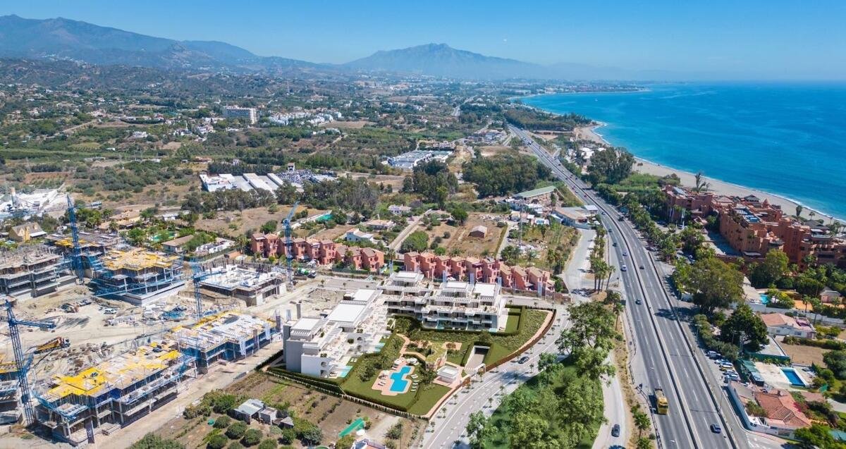 New build, 4 bedroom, 3 bathroom penthouse in Estepona