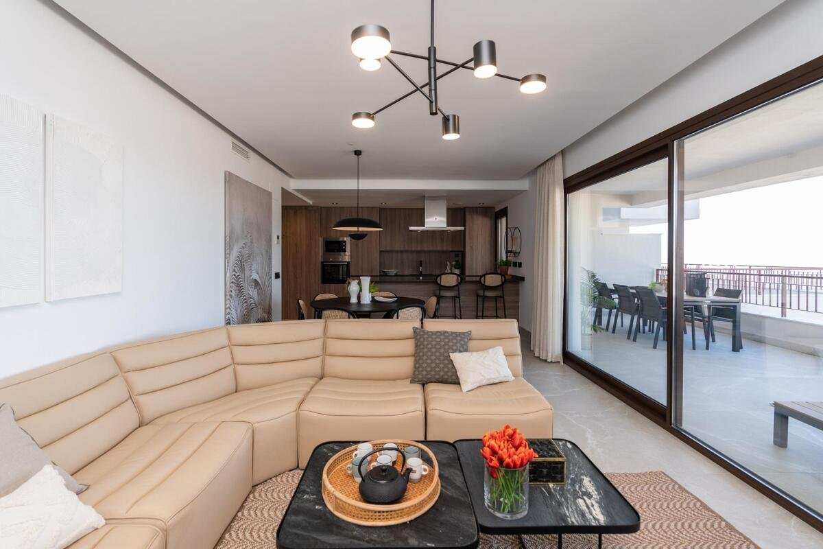 3-Bedroom Penthouses with Sea View in Istán