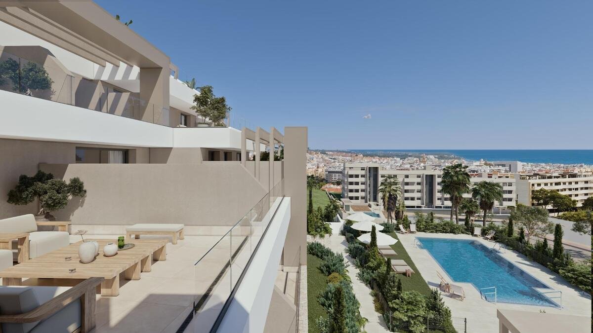 New build, 3 bedroom, 2 bathroom apartment in Estepona