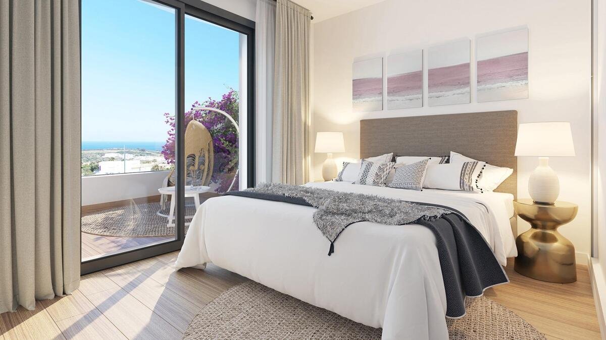 New build, 4 bedroom, 2 bathroom penthouse in Estepona