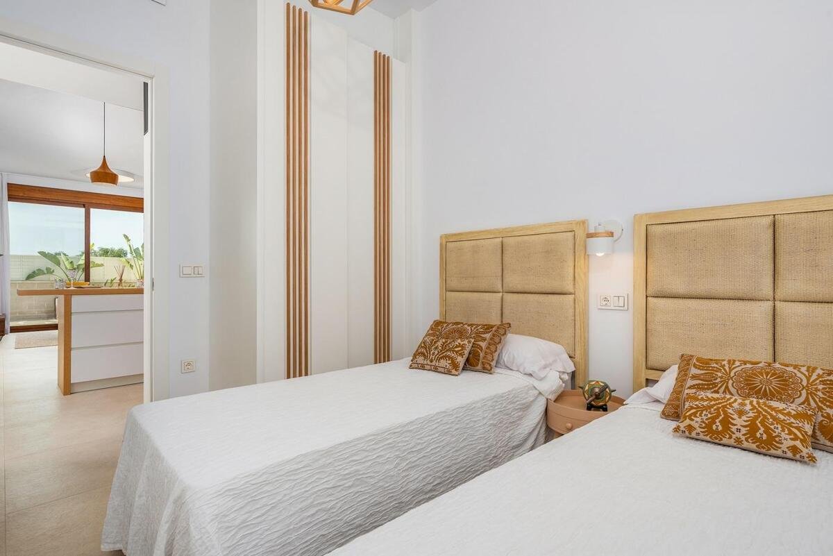 New build, 2 bedroom, 2 bathroom villa in Vera
