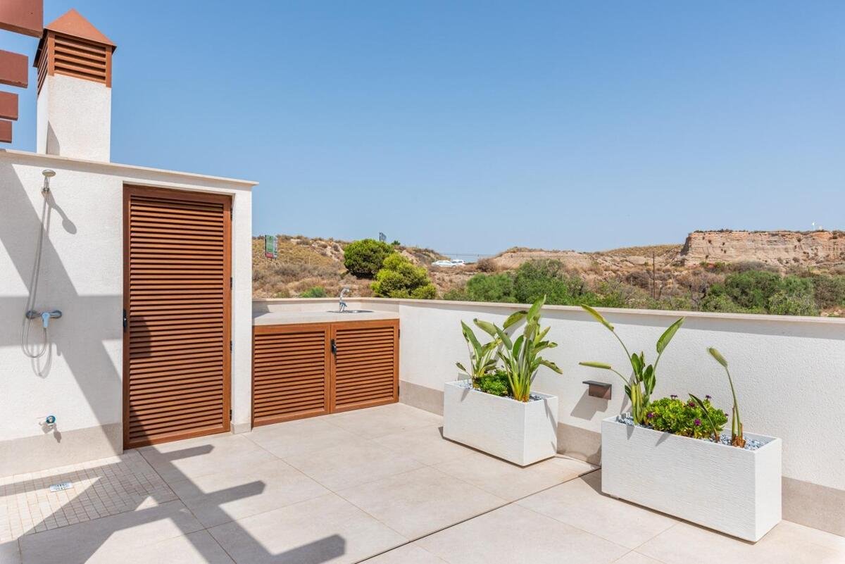 New build, 2 bedroom, 2 bathroom villa in Vera