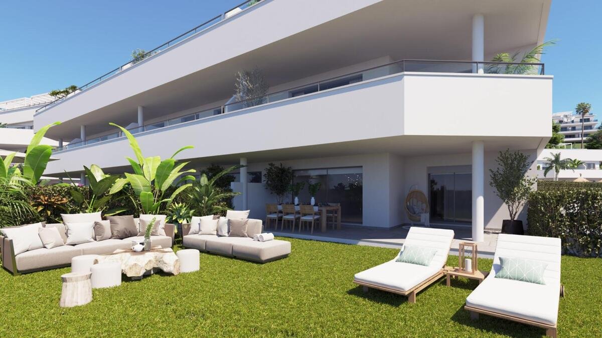 2-Bedroom Golf Apartments and Townhouses in Estepona