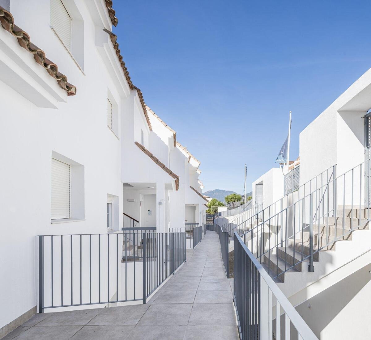 New build, 2 bedroom, 2 bathroom Apartment in Istán