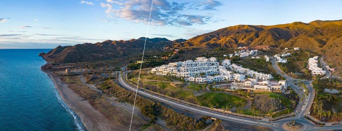 New build, 2 bedroom, 2 bathroom apartment in Macenas