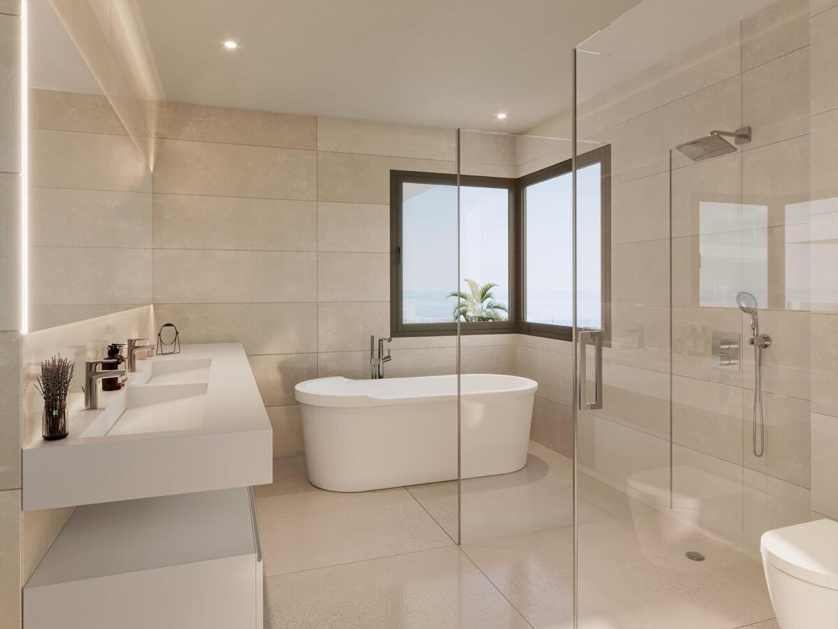 New build, 2 bedroom, 2 bathroom top floor bungalow in Marbella