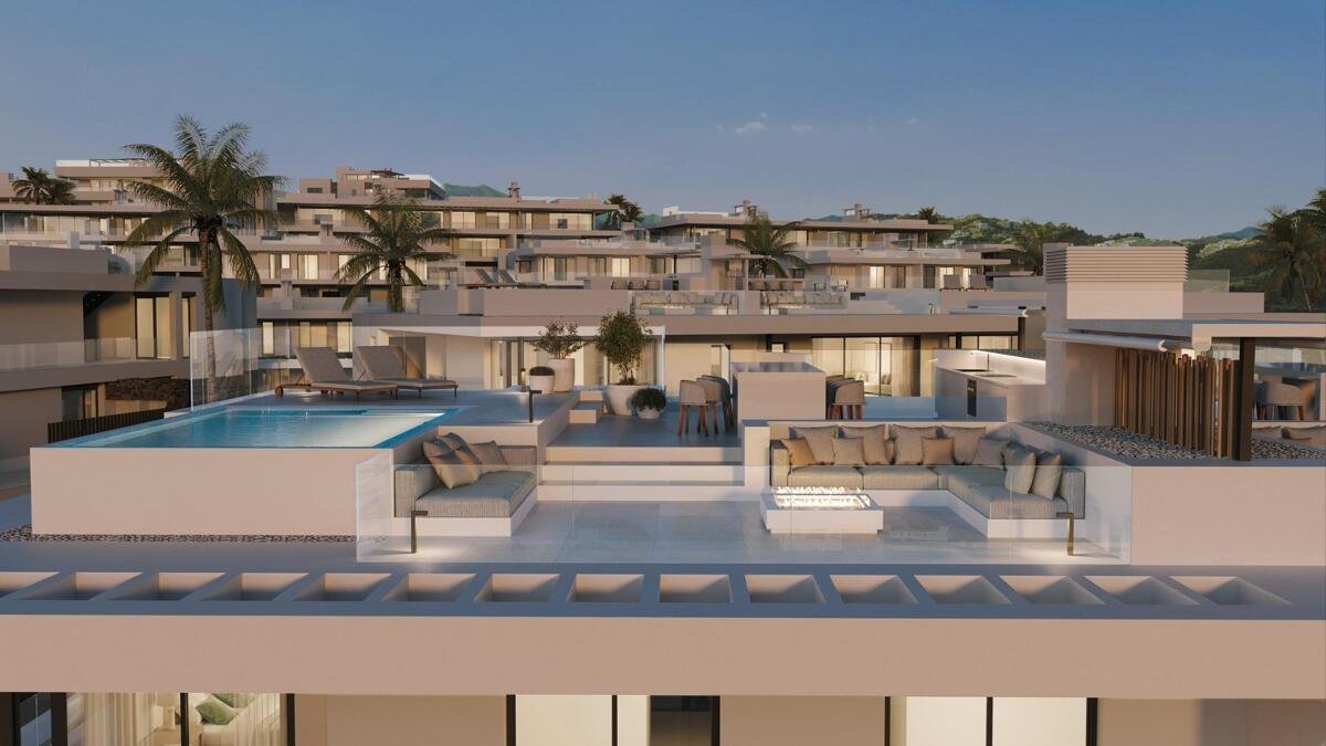 New build, 2 bedroom, 2 bathroom top floor bungalow in Marbella