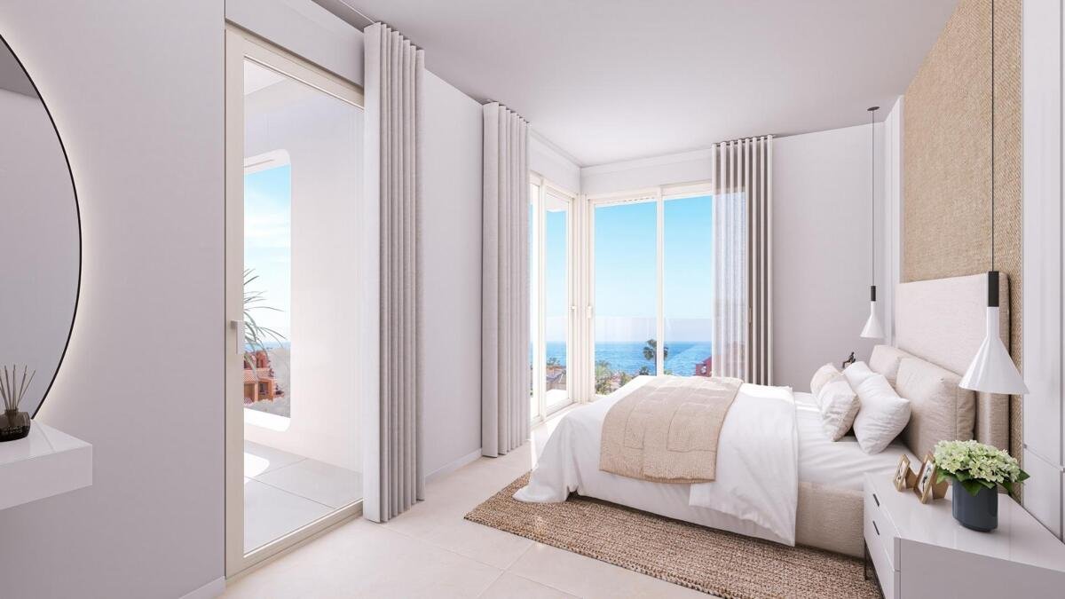 New build, 3 bedroom, 2 bathroom apartment in Estepona