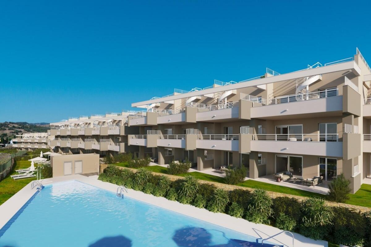 New build, 2 bedroom, 2 bathroom apartment in Estepona