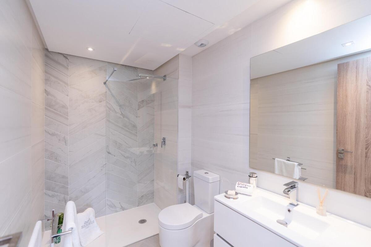 New build, 3 bedroom, 2 bathroom apartment in Sotogrande