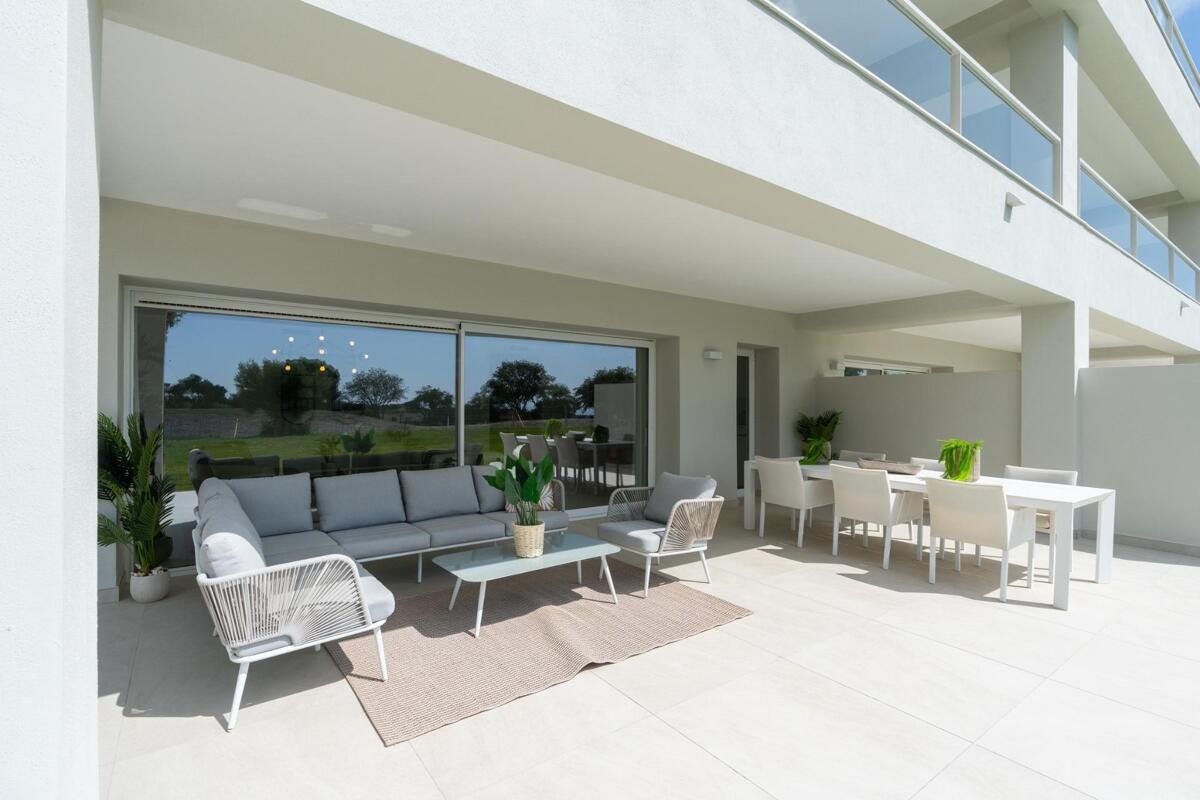 New build, 3 bedroom, 2 bathroom apartment in Sotogrande