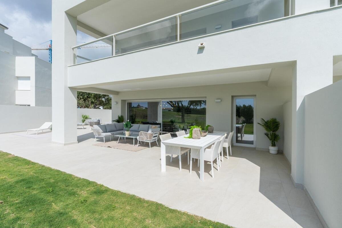 New build, 3 bedroom, 2 bathroom apartment in Sotogrande