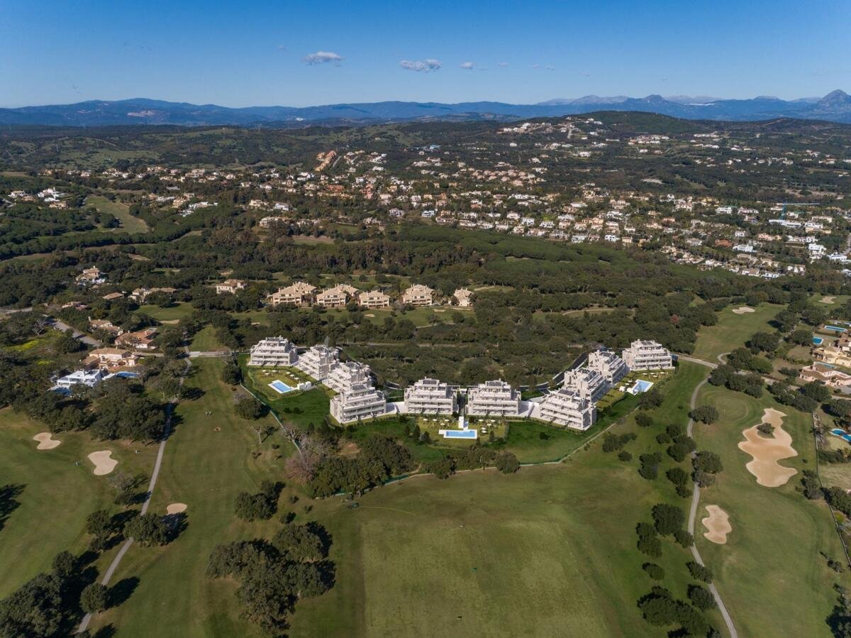 New build, 3 bedroom, 2 bathroom apartment in Sotogrande