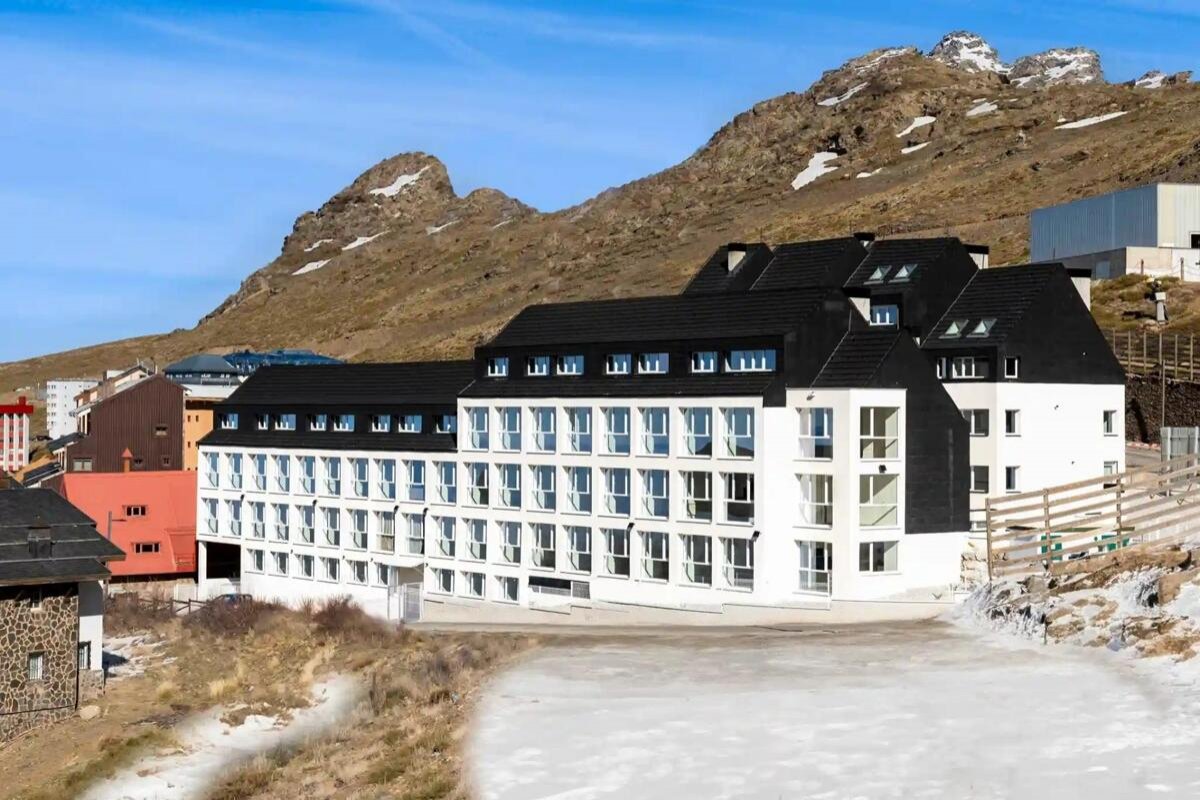 New build, 1 bedroom, 1 bathroom penthouse in Monachil