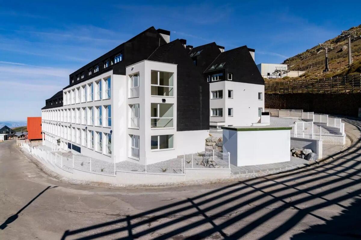 New build, 1 bedroom, 1 bathroom penthouse in Monachil