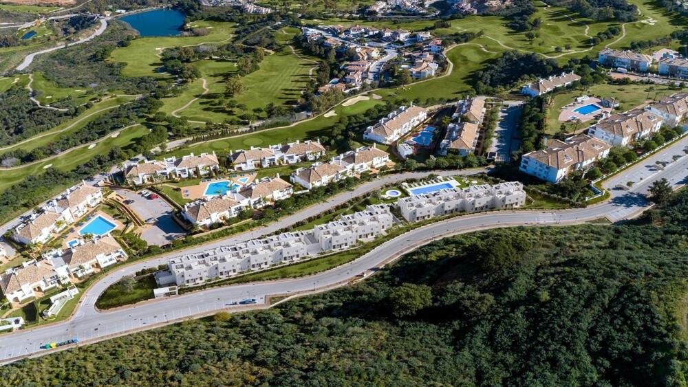 New build, 3 bedroom, 2 bathroom town house in Mijas