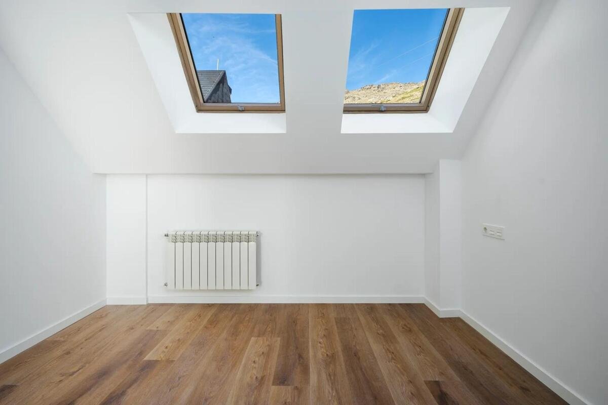 New build, 2 bedroom, 1 bathroom penthouse in Monachil