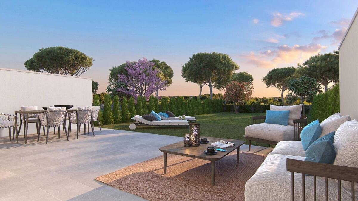 New build, 4 bedroom, 3 bathroom town house in Sotogrande